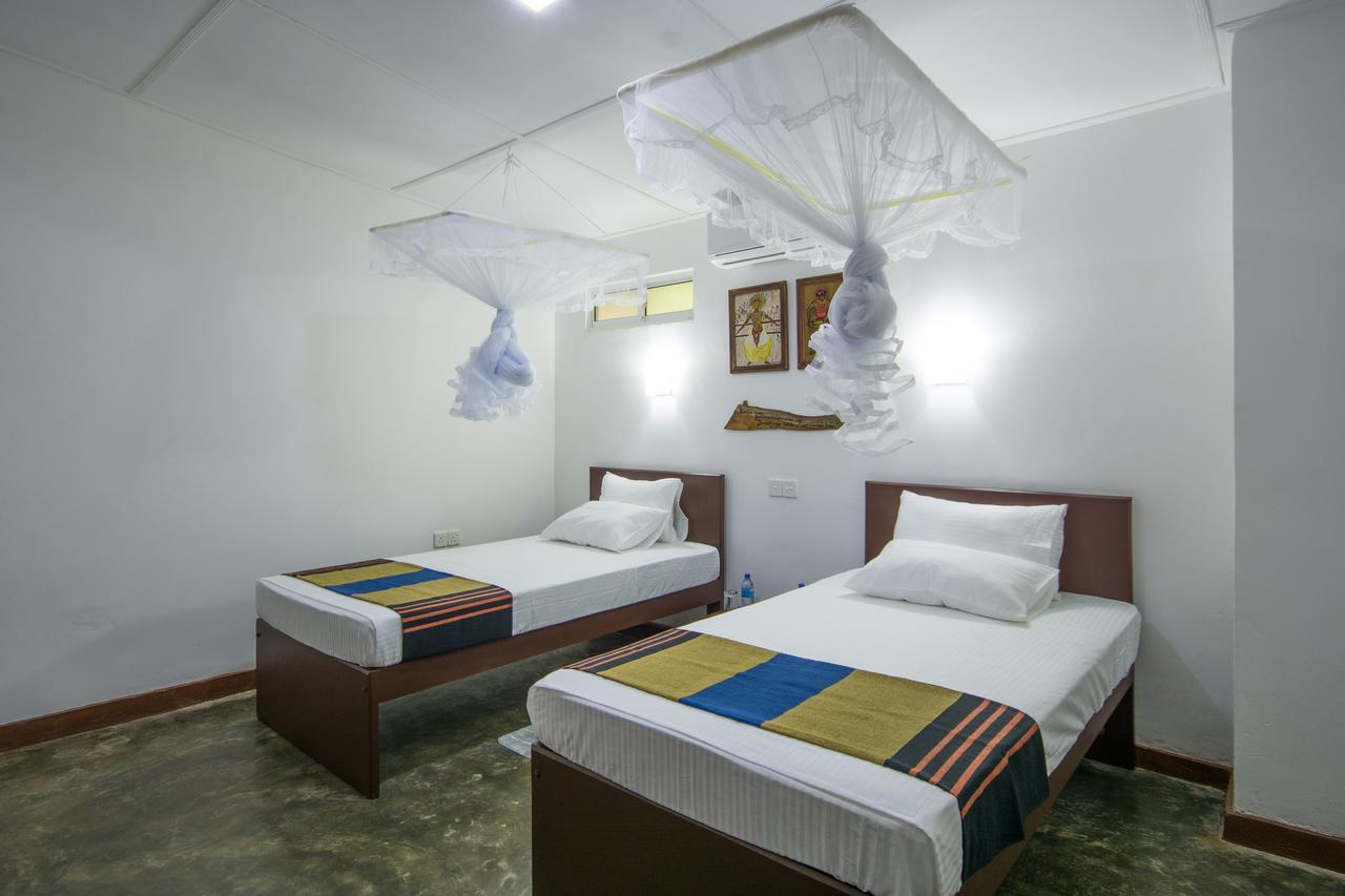 Udawatta Kele Villa Kandy Exterior photo